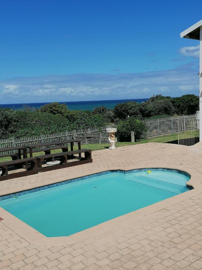 The Whitehouse Hotel Port Shepstone Exterior photo
