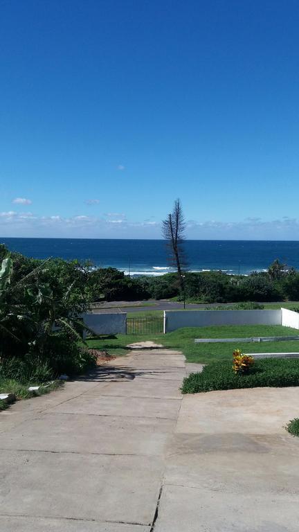 The Whitehouse Hotel Port Shepstone Exterior photo